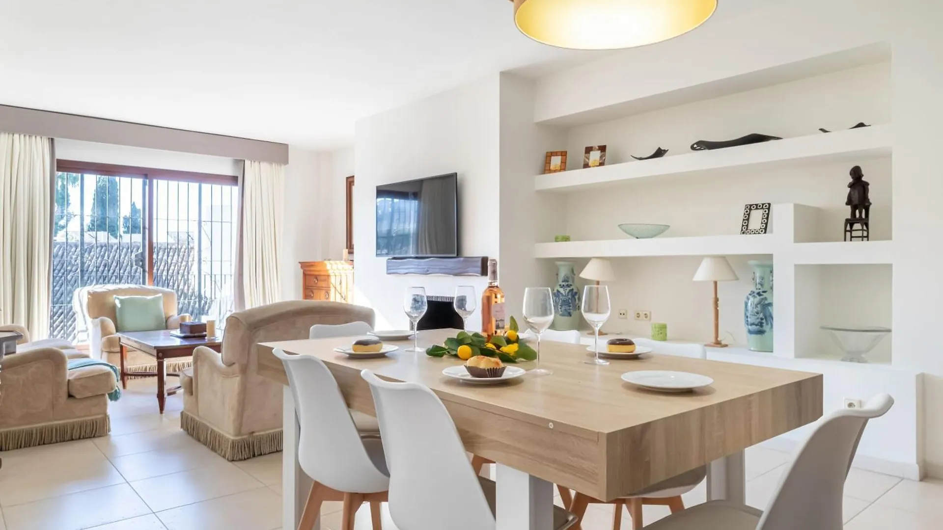Apartamento Villamarina - Puerto Banus contacts